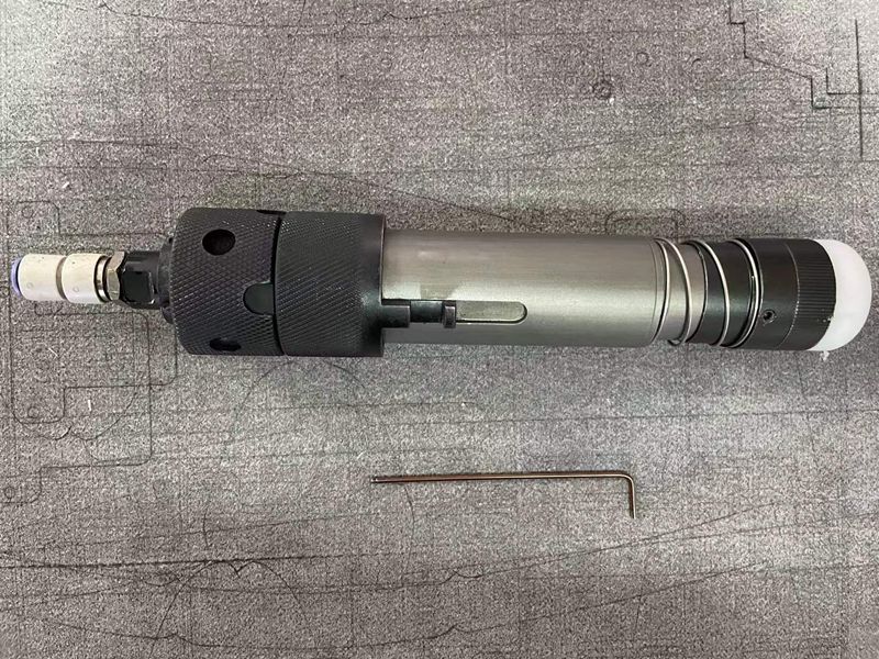 气动枪头刀片拆卸