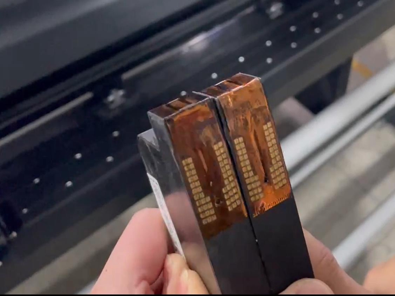 如何正确安装墨盒（how to install the cartridges)