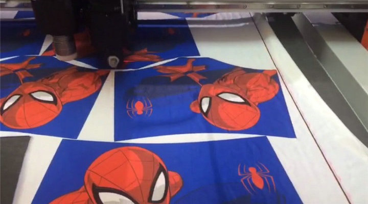 拍照自动生成外轮廓裁剪