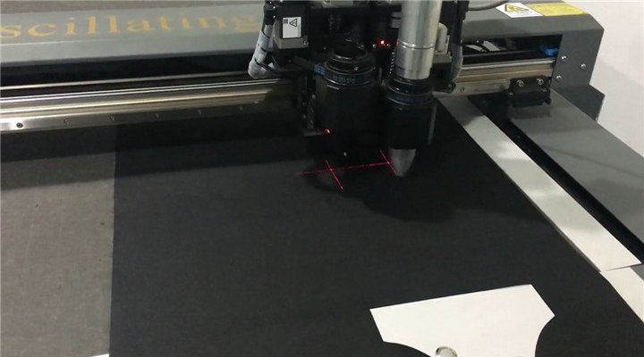 单层布料圆刀高速裁剪