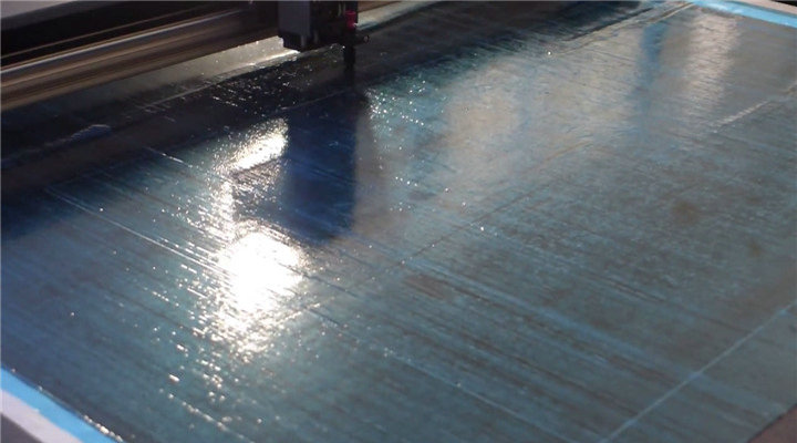 碳纤维预浸料切割