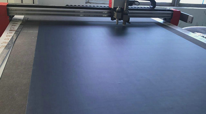 复合双层皮革精准裁剪